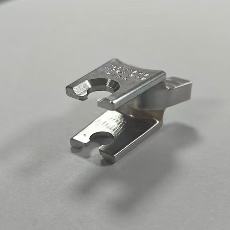 CNC四轴铣削零件加工 不锈钢非标精密零件加工 机械设备零件定制