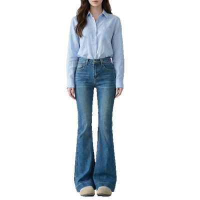 云长 微喇牛仔裤女2026春季新款复古小个子通勤显瘦喇叭裤现货批