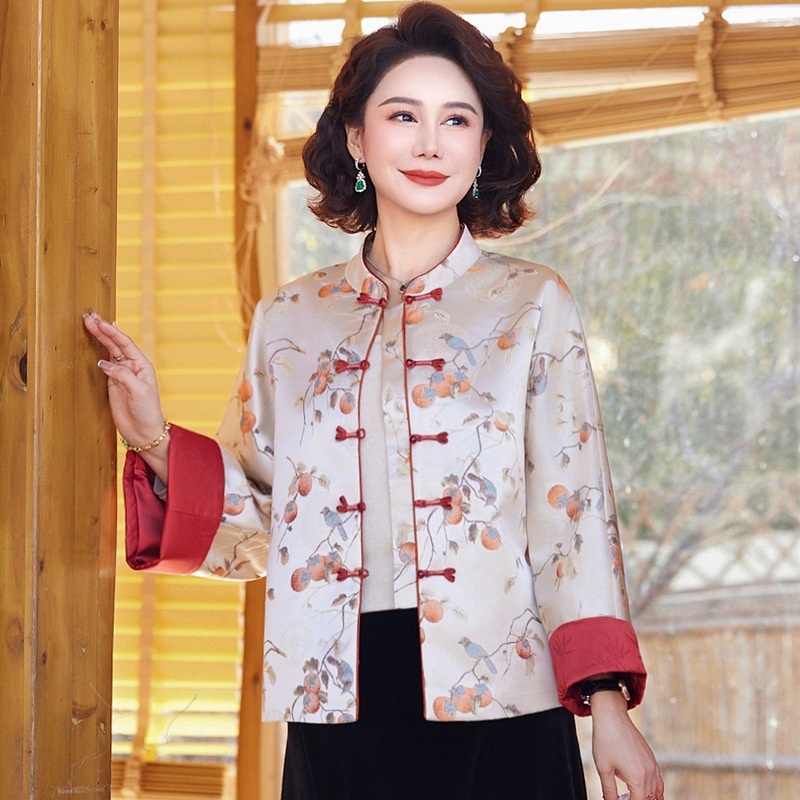 新中式秋季国风妈妈外套2025新款气质优雅中老年碎花上衣一件代发