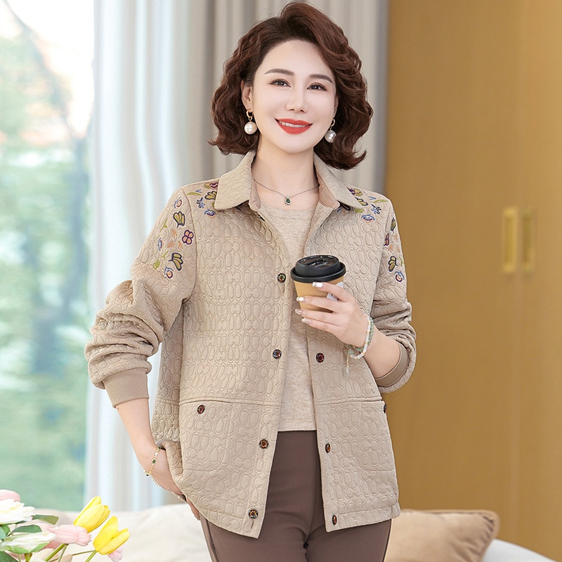妈妈春装短款休闲外套翻领小个子时尚刺绣夹克衫中老年女装上衣